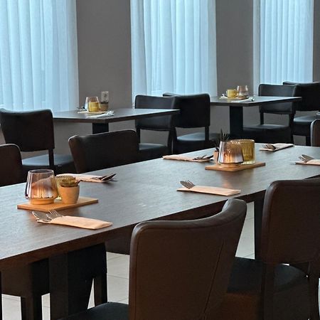 Palast Hotel Гюрт Екстер'єр фото